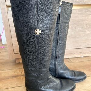 Tory Burch Black Leather Upper
